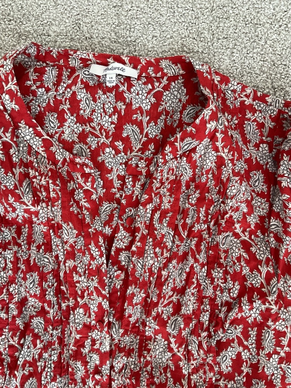 Madewell Pintucked Puff-Sleeve Midi Dress in Floral, size 14 - Picture 2 of 5